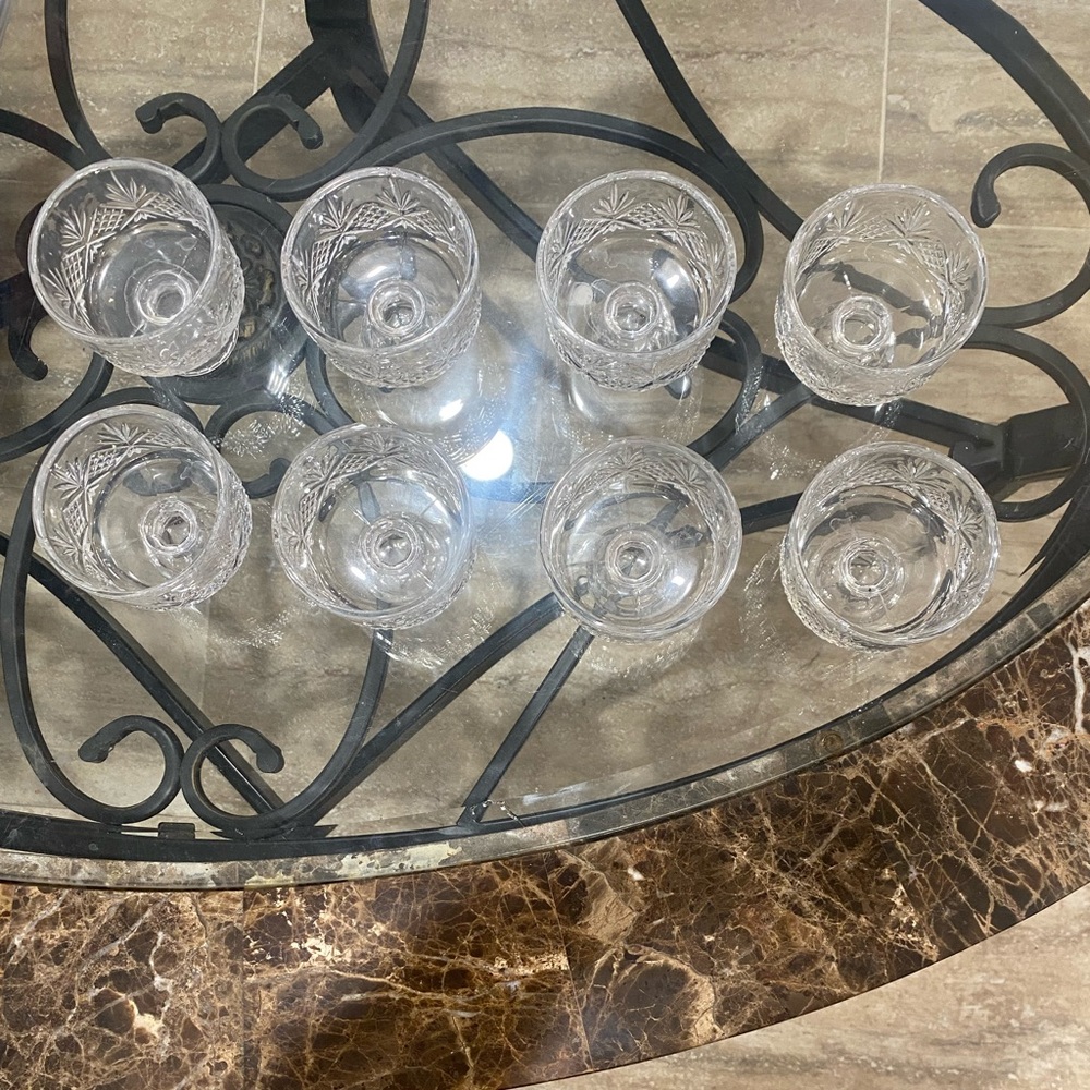 Crystal Clear Glass Tasters- 8 Pc Set- Like New